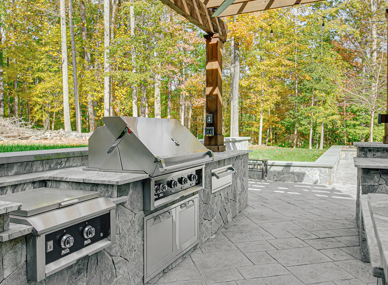 outdoor kitchen solutions in springfield il