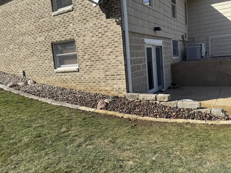 Landscaping & Hardscaping Work Project Gallery Image in Central IL by TaylorMade Landworks