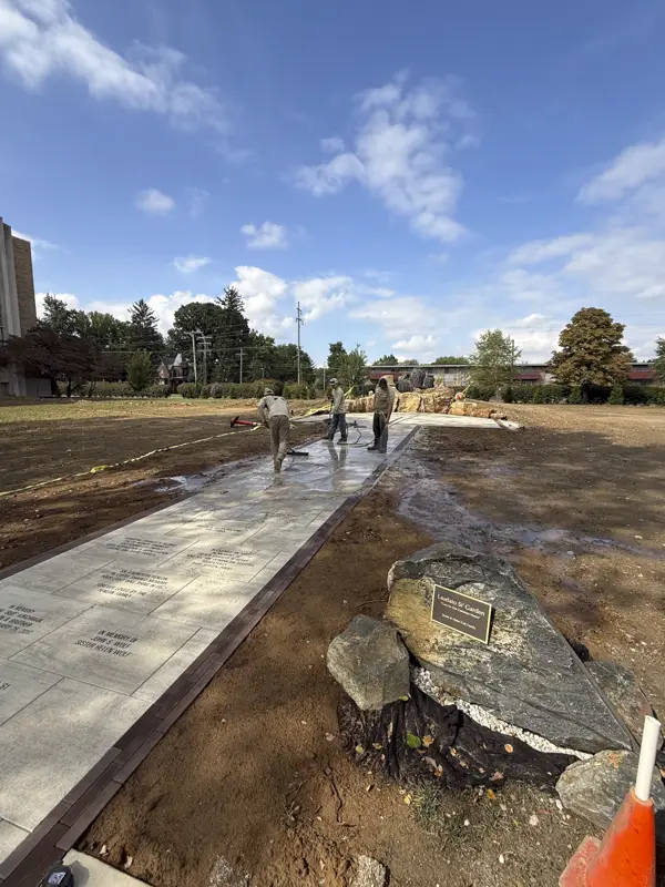 Landscaping & Hardscaping Work Project Gallery Image in Central IL by TaylorMade Landworks